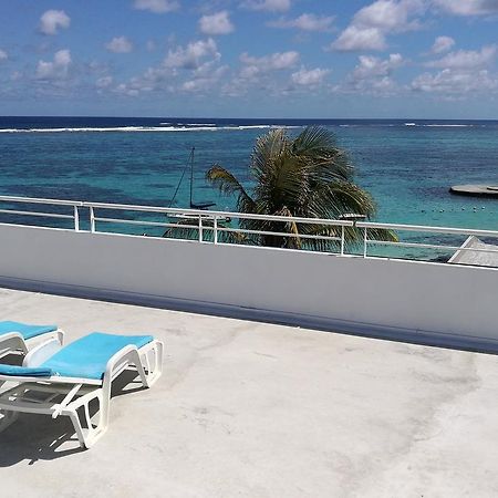 Blue Beryl Guest House Blue Bay Exterior foto